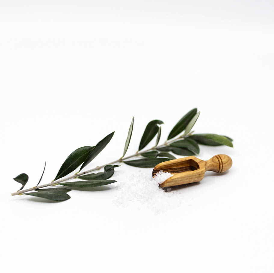 Casadeco - Pilon en bois d'olivier, résistant, n'absorbe pas les odeurs;  possède un vernis alimentaire protecteur 😍 24,900 dt Passez vos commandes  par Fb, Instagram ou appelez-nous sur le 29 639 114